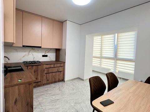 квартира за адресою Олександра Довженка вул., 21а