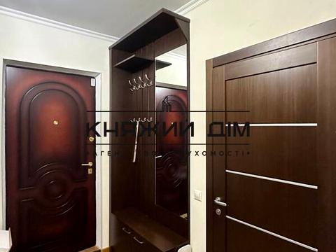 квартира за адресою Драгоманова вул., 1-Б