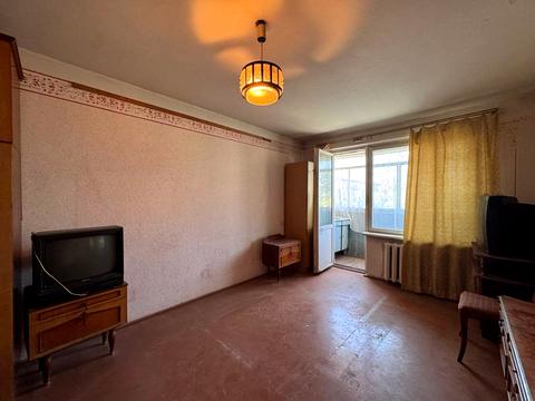 квартира за адресою Тролейбусна вул., 15