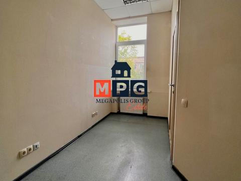 коммерческая по адресу Науки ул., 31
