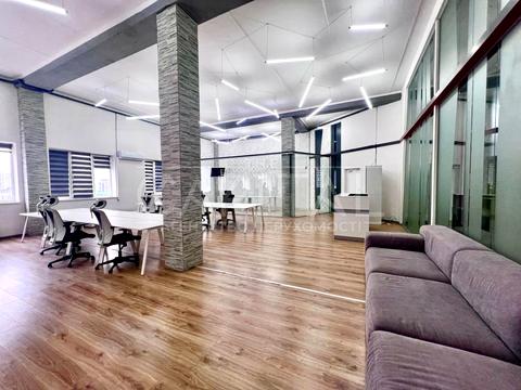 комерційна за адресою Сумська вул., 1