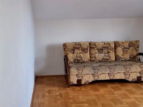 квартира за адресою Коновальця Є., 10А