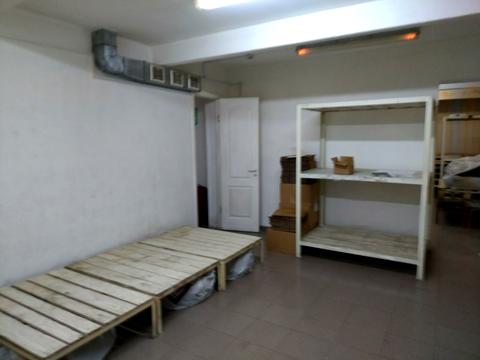 комерційна за адресою Володимира Антоновича вул. (), 118