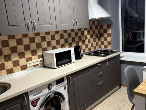 квартира за адресою Джона Маккейна вул. (Івана Кудрі), 20-Б