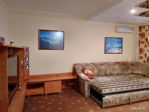 квартира по адресу Драгоманова ул., 40-Б