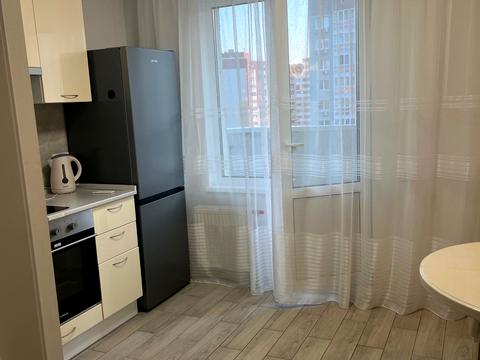 квартира за адресою Софії Русової вул., 7-А