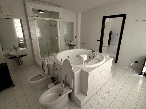 квартира за адресою Архітектора Дольніка вул. (Шаумяна), 10