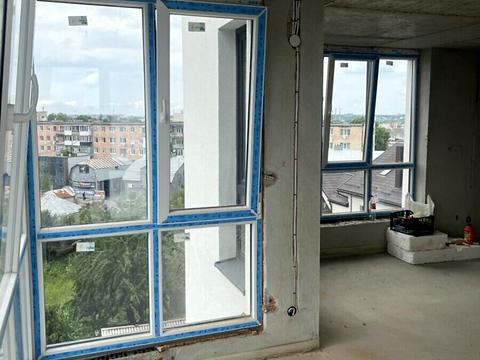 квартира за адресою Степана Бандери просп., 10