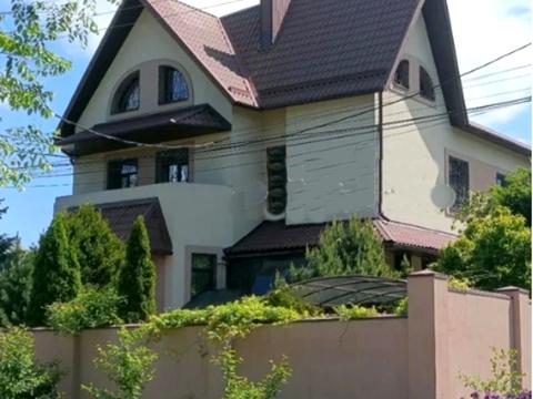 будинок за адресою Михайла Драгоманова вул. (Димитрова)