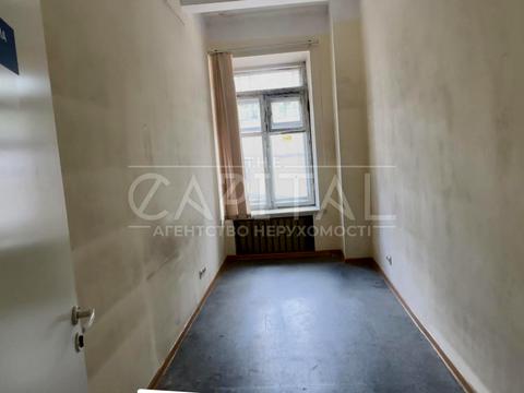 коммерческая по адресу Леси Украинки бульв., 34