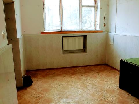 коммерческая по адресу Солідарності, 535