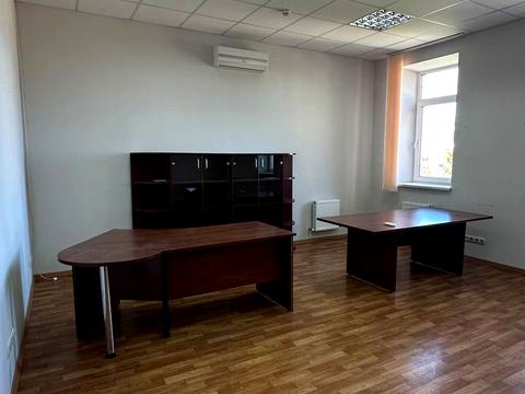 комерційна за адресою Лесі Українки просп. (Пушкіна), 8д