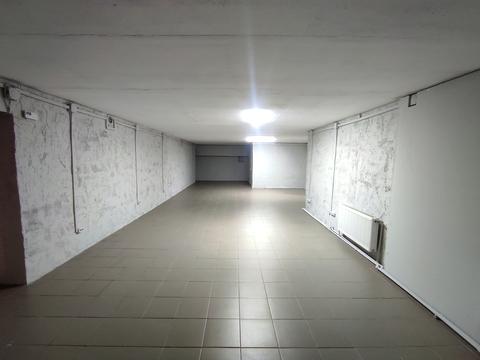 комерційна за адресою Молодіжна вул., 2/3Б