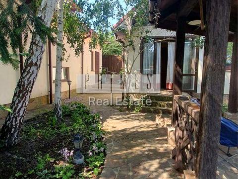 будинок за адресою Паламарчука вул.