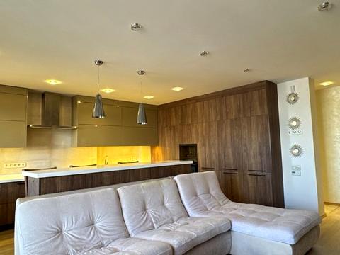 квартира за адресою Залізнична вул., 7а