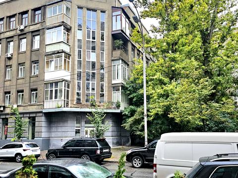 квартира за адресою Інститутська вул., 24/7