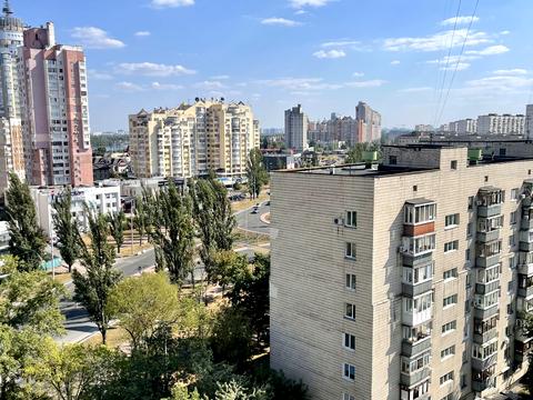 квартира по адресу Владимира Ивасюка просп. (Героїв Сталінграду), 25