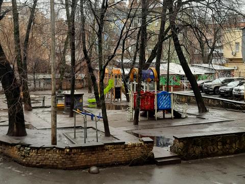 комерційна за адресою Ярославів Вал вул., 14-В
