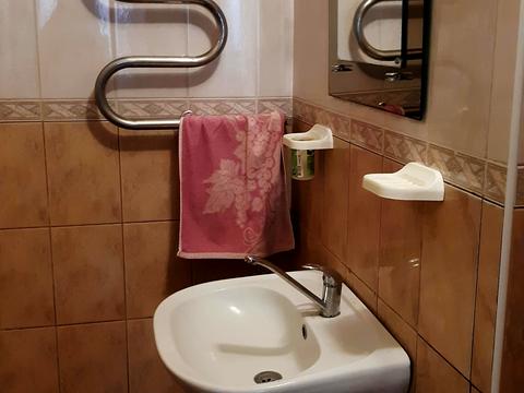 будинок за адресою Світанкова вул.