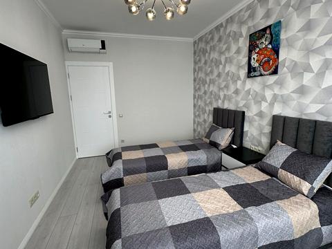 квартира за адресою Олександра Олеся вул., 10