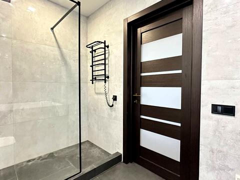 квартира за адресою Анни Ахматової вул., 22