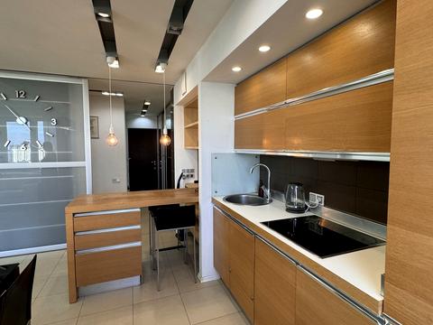 квартира за адресою Верховинна вул., 37