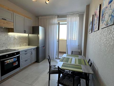квартира за адресою Михайла Грушевського вул., 30г