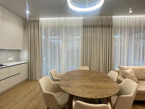 будинок за адресою Травнева