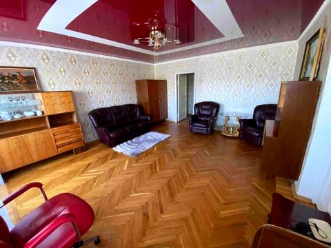 квартира за адресою Дмитра Яворницького просп. (Карла Маркса), 107
