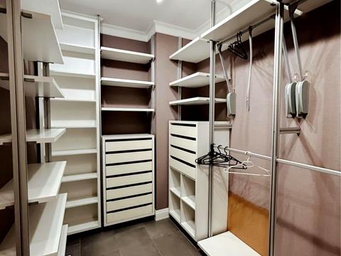 квартира за адресою Андрія Верхогляда вул. (Михайла Драгомирова), 14