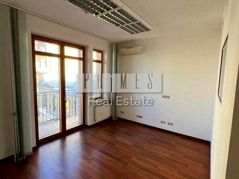 комерційна за адресою Крутий узвіз, 7