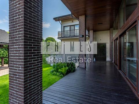 будинок за адресою Польова вул.