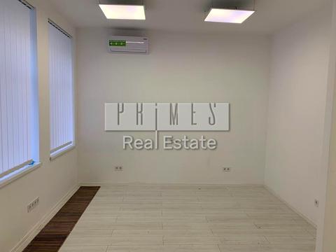 комерційна за адресою Липська вул., 9-Б