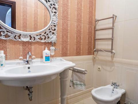 будинок за адресою Лесі Українки