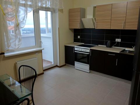 квартира за адресою Сім'ї Кульженків вул. (Петра Дегтяренка), 31-А