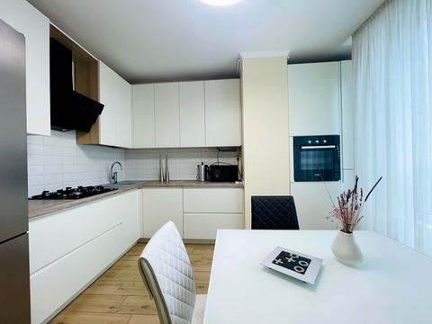 квартира за адресою Практична, 1