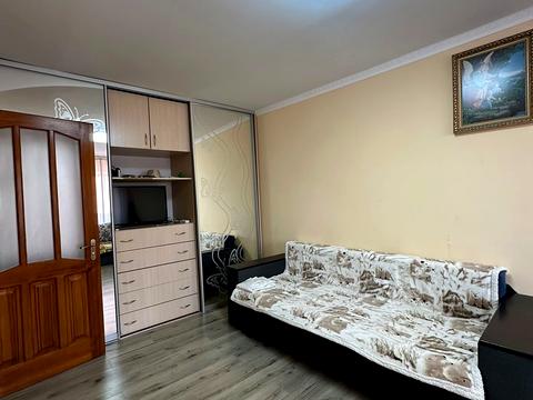 квартира за адресою Івасюка, 23