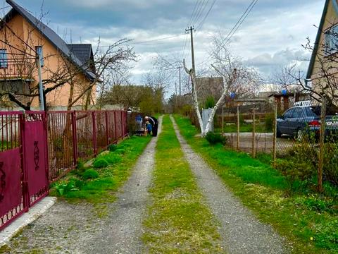 дом по адресу Червона