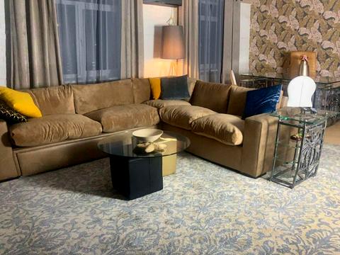комерційна за адресою Польова вул., 57а