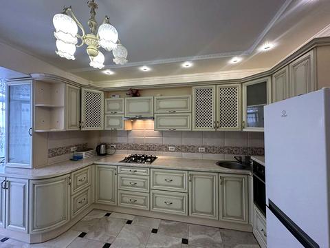 квартира по адресу Долгая ул., 20б