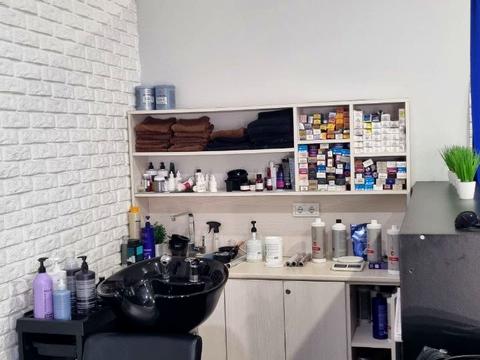 комерційна за адресою Садова вул., 1-В