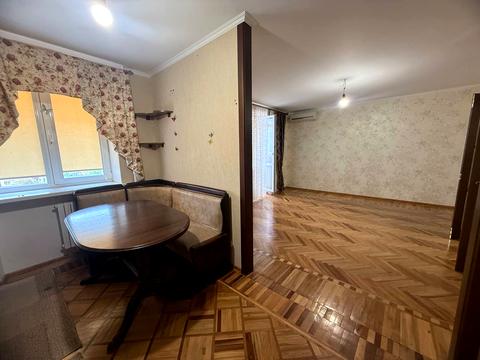квартира за адресою Чорноморськ (Іллічівськ), Миру просп. (Леніна), 28