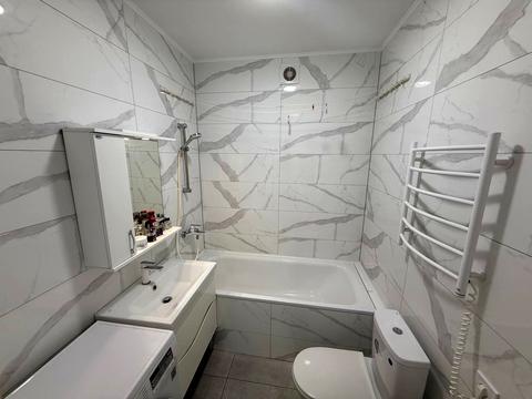 квартира за адресою Праведників Світу вул., 45а