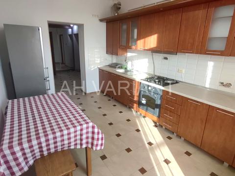 квартира за адресою Вишнева вул., 22