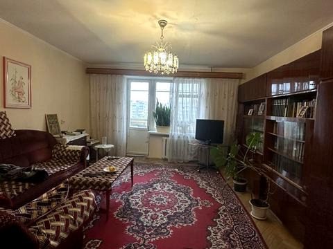 квартира за адресою Злуки просп., 39