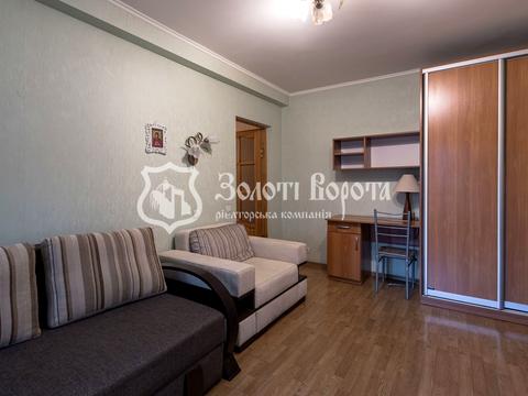 квартира за адресою Дніпровська набережна вул., 9-А
