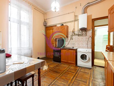 квартира за адресою Михайла Драгоманова вул., 8