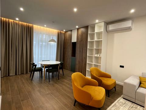 будинок за адресою Будівельників