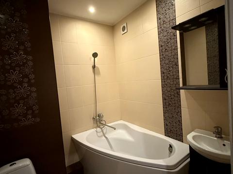 квартира за адресою Боголюбова вул., 8