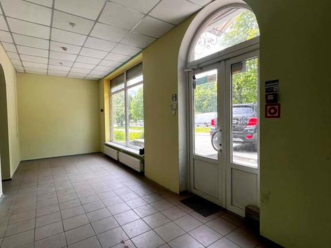 комерційна за адресою Смілянська вул., 103